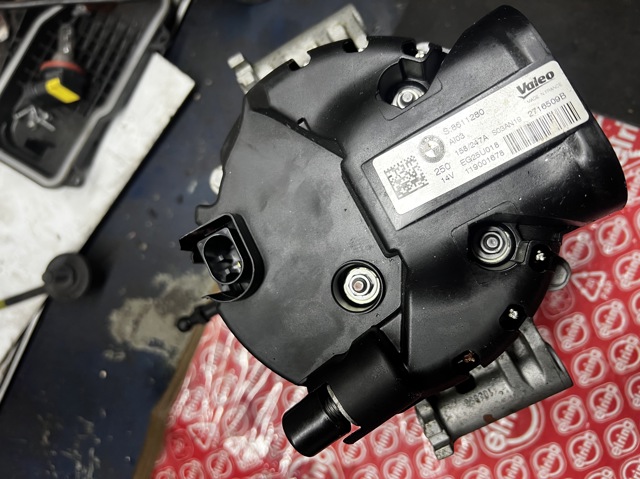 8611280 BMW Генератор купить в Тернополь
