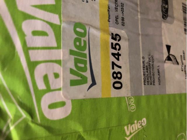 087455 VALEO Левая фара купить в Житомир