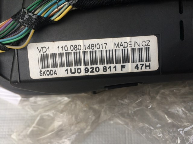 VAG 1U0920811F Приборная доска (щиток приборов) в наличии Черкассы