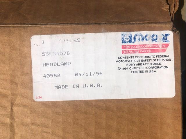 CHRYSLER 55054576 Фара правая в наличии Запорожье