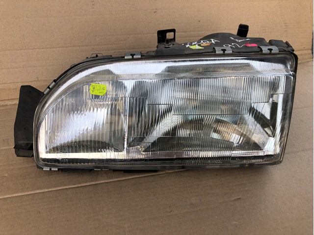 Правая блок фара 87BG13006A2A FORD