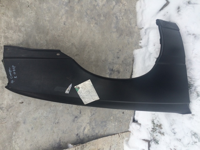 Правое крыло 90277839 OPEL