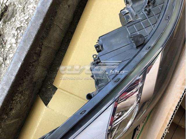 HYUNDAI 921023X020 Правая фара в наличии Украина