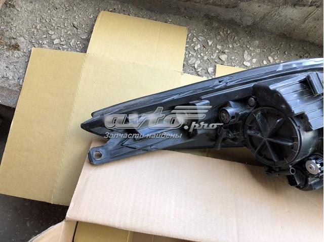 HYUNDAI 921023X020 Фара правая в наличии Одесса