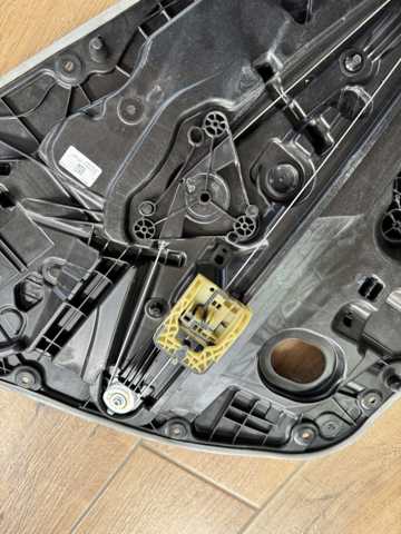 31416997 VOLVO Механизм стеклоподъемника двери задней левой купить в Черкассы