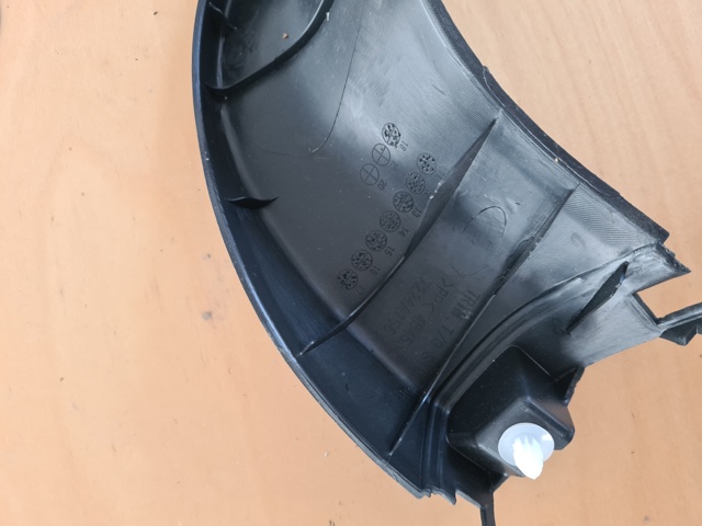 Обшивка-облицовка крышки багажника 7224A156XA MITSUBISHI
