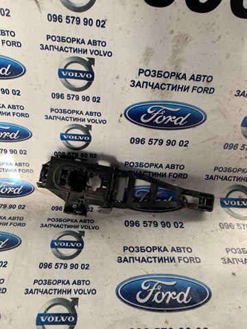 FORD 3M51R224A37BF Держатель наружной ручки двери левых дверей в наличии Сумы