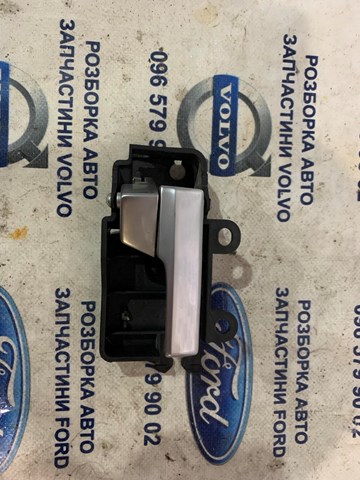 FORD 8M51R22600AA Ручка двери передней внутренняя правая в наличии Сумы