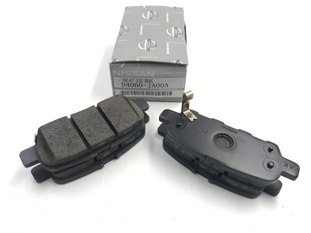 D4060JA00A Nissan задние колодки
