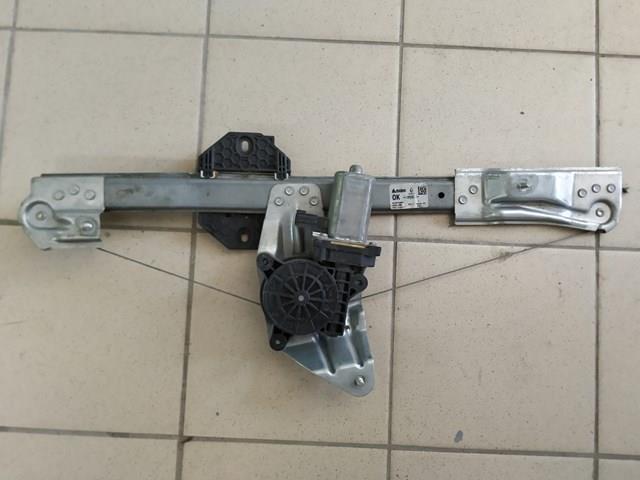 Стеклоподъемник с электродвигателем 807213282R RENAULT