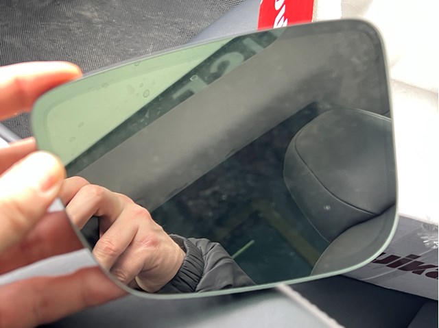 BMW 51169880019 Зеркальный элемент зеркала заднего вида левого в наличии Днепр
