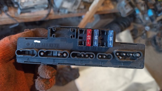 MERCEDES 2105400372 Блок реле в наличии Ровно