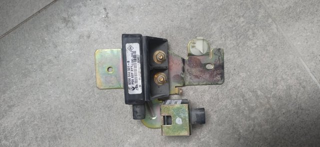 RENAULT 8200044501 в наличии Киев