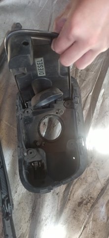 8200100985 RENAULT Горловина топливного бака купить в Чернигов