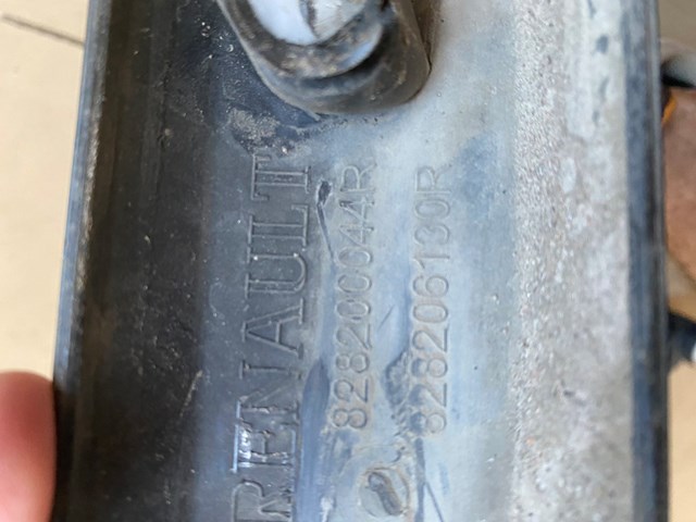RENAULT 828200044R Молдинг двери задней правой в наличии Ровно