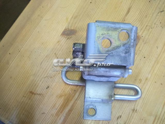 8D0831412D VAG Петля двери передней правой купить в Днепр