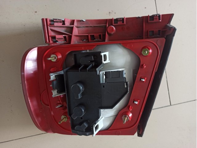 VAG 8D0945095 Фонарь задний левый в наличии Тернополь
