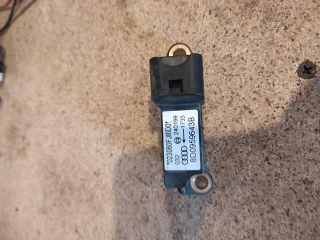 VAG 8D0959643 в наличии Тернополь