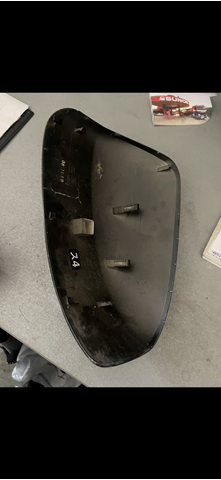 NISSAN K63731BA0A Накладка (крышка) зеркала заднего вида правая в наличии Днепр