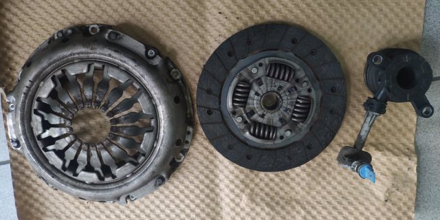 302050901R RENAULT Комплект сцепления купить в Хмельницкий