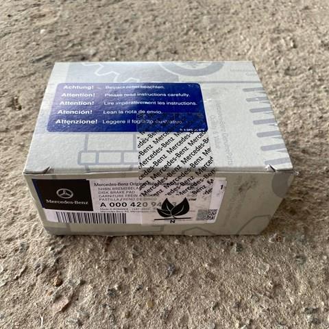 MERCEDES A0004209403 Колодки тормозные задние дисковые в наличии Ужгород