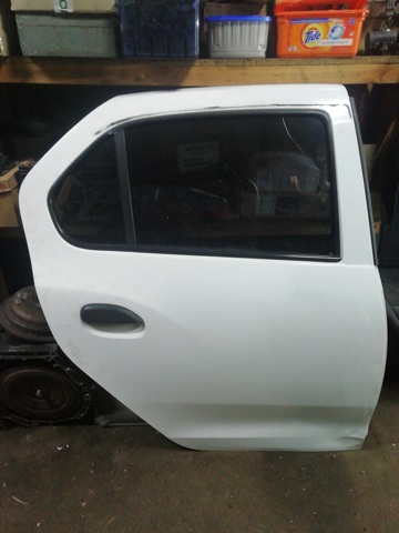 Задняя правая дверь 821000293R RENAULT