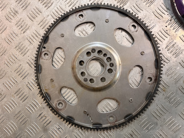 Демпферный маховик 11228612144 BMW