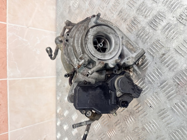 Турбокомпрессор 1720111100 TOYOTA