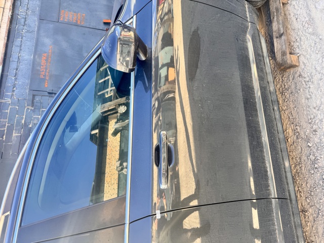 Пассажирская передняя дверь 31698771 VOLVO
