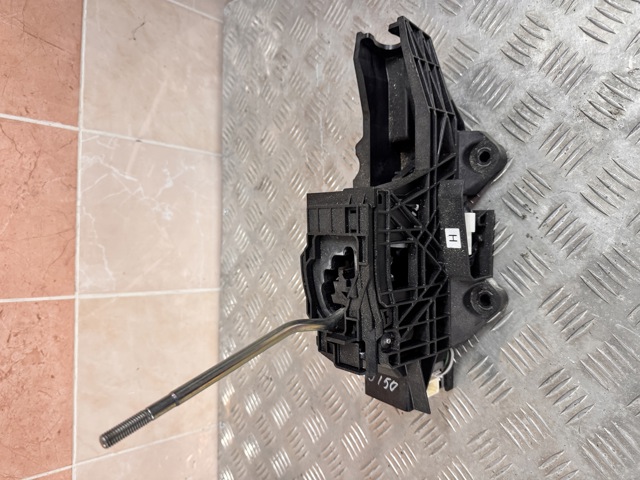 Селектор АКПП 3355060C30 TOYOTA