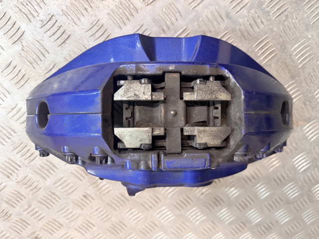 34106891328 BMW Суппорт тормозной передний правый купить в Киев