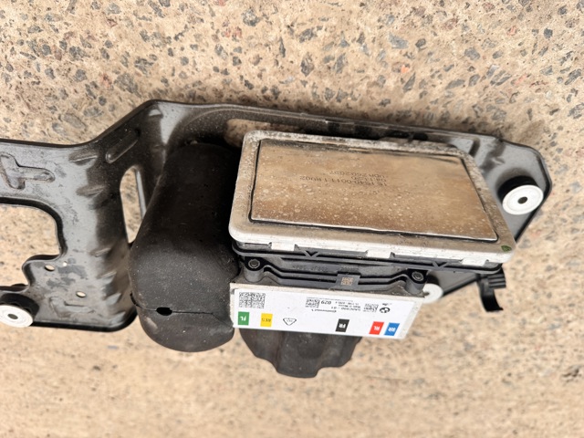 Компрессор пневмоподвески 37205A0C990 BMW