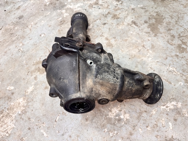 4111060D00 TOYOTA Редуктор передний купить в Одесса