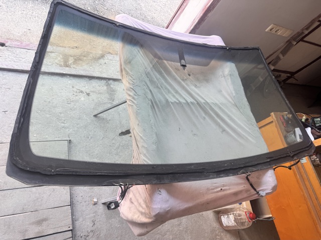 Окно ветровое 5610160F80 TOYOTA