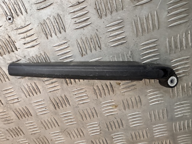 Поводок дворника заднего стекла 61627442095 BMW