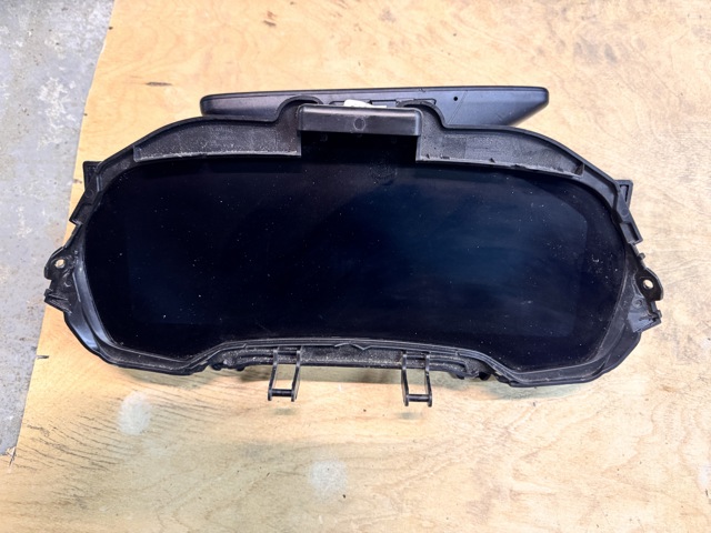 Приборная доска 62105A762C9 BMW