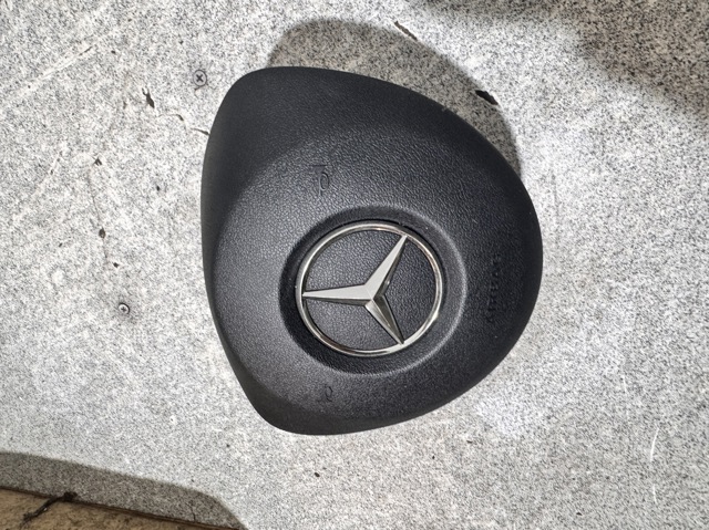 Подушка AIRBAG водительская A00086045039116 MERCEDES