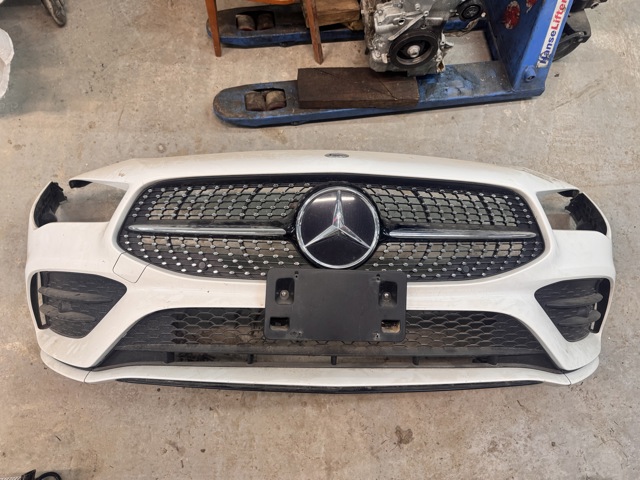 A1188808600 MERCEDES Передний бампер купить в Полтава
