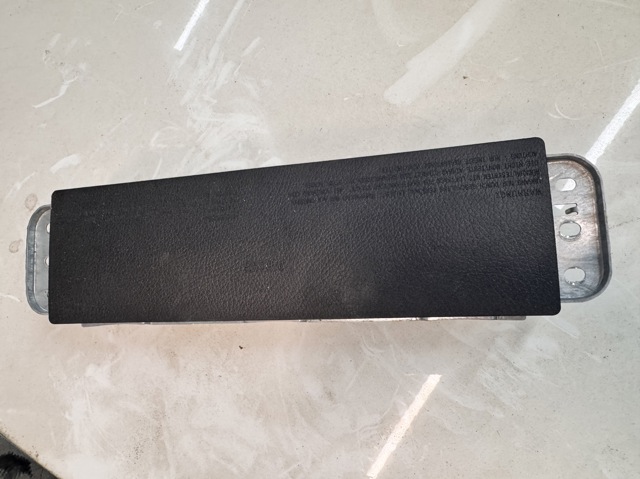 Подушка безопасности защиты коленей A1778600202 MERCEDES