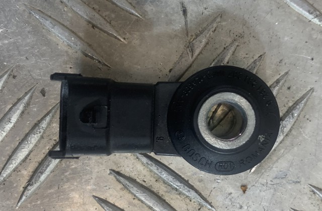 Датчик детонации H4P312A699AA LAND ROVER