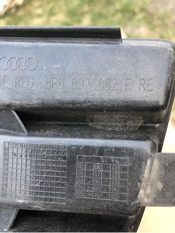 VAG 8P0807682E Заглушка (решетка) противотуманных фар бампера переднего правая в наличии Ирпень