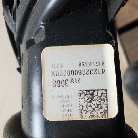 23363068 GM Решетка вентиляции салона на "торпедо" правая купить в Хмельницкий