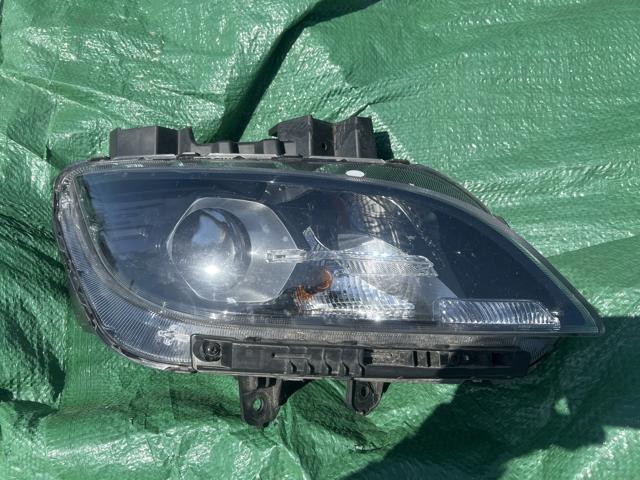 92102J9520 Правая фара купить Винница