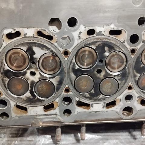 03L103373 VAG ГБЦ купить в Чернигов
