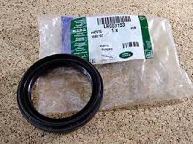 LR003153 LAND ROVER Сальник редуктора переднего моста купить в Запорожье