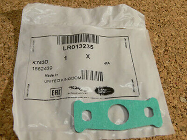 Прокладка шланга отвода масла от турбины LR013235 LAND ROVER