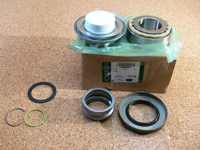 Ремкомплект дифференциала заднего моста LR158115 LAND ROVER