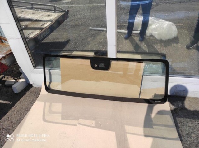 463670400064 MERCEDES Стекло лобовое  купить в Кривой Рог