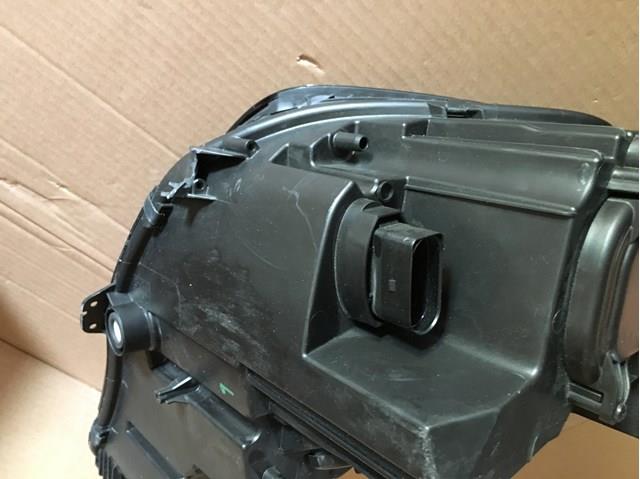 VAG 8W0941005B Фара левая в наличии Кривой Рог