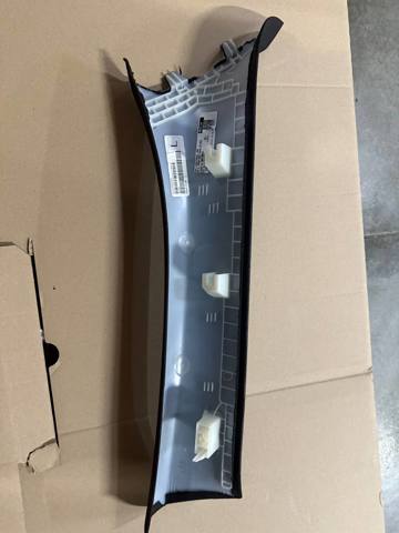 BMW 51435A0D9A1 Обшивка стойки кузова внутренняя передняя левая в наличии Полтава